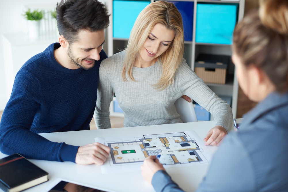 Devenir agent immobilier sans diplôme : comment réussir dans ce secteur en pleine croissance